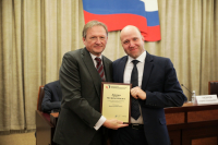 Генеральный директор юридической компании &laquo;РБК&raquo; Александр Ермаков награжден омбудсменом России Борисом Титовым дипломом &laquo;PRO BONO PUBLICO&raquo;